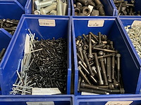 Partij diverse soorten bevestigingsmateriaal - afbeelding 8 van  12