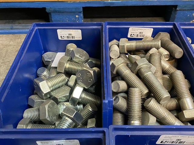 Partij diverse soorten bevestigingsmateriaal - afbeelding 12 van  13