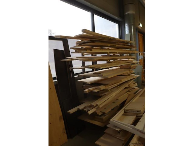 Partij diverse soorten hout - afbeelding 10 van  12