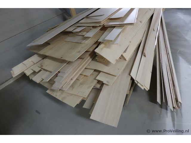 Partij diverse soorten hout - afbeelding 5 van  5