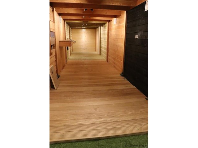 Partij diverse soorten vlonderplanken & wandplanken o.a. vuren binnenvloer, douglas & vuren geribbelde vlonderplanken - afbeelding 1 van  27