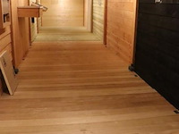 Partij diverse soorten vlonderplanken & wandplanken o.a. vuren binnenvloer, douglas & vuren geribbelde vlonderplanken - afbeelding 1 van  27