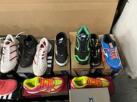 Partij diverse sport schoenen o.a adidas/asics/mizuno/etc (41x) - afbeelding 10 van  12