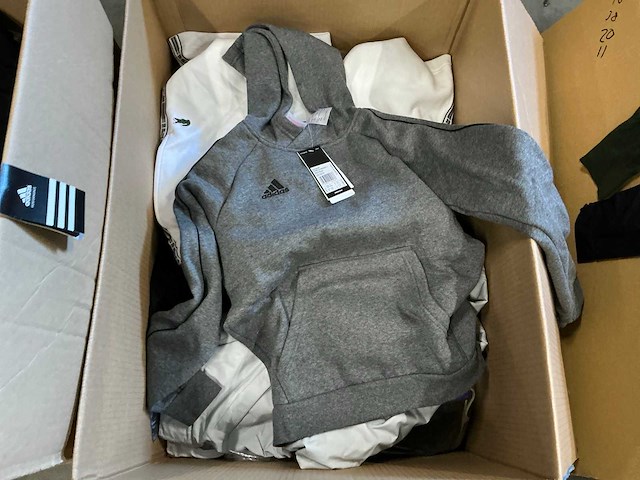 Partij diverse sportkleding o.a adidas/nike/masita/puma/etc (337x) - afbeelding 4 van  15