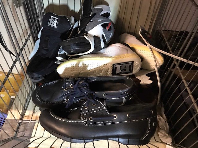 Partij diverse sportschoenen - afbeelding 5 van  6