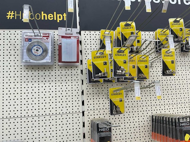 Partij diverse stanley/neotools/bostitch/overige items (69x) - afbeelding 1 van  6