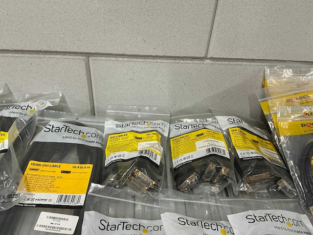 Partij diverse startech kabels (51x) - afbeelding 12 van  14