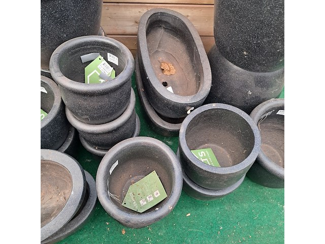 Partij diverse stenen bloempotten ts collection - afbeelding 7 van  17