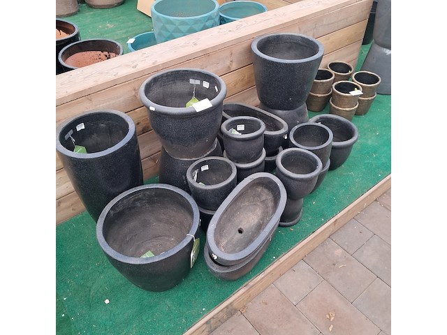 Partij diverse stenen bloempotten ts collection - afbeelding 15 van  17