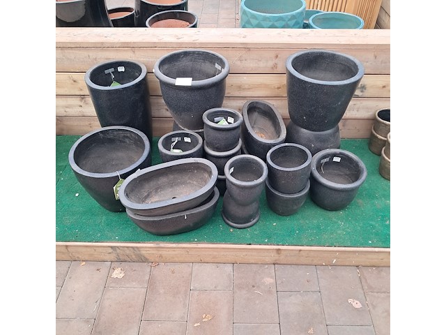 Partij diverse stenen bloempotten ts collection - afbeelding 16 van  17