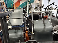 Partij diverse stoelen en 2x tafel - afbeelding 2 van  15