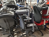 Partij diverse stoelen en 2x tafel - afbeelding 6 van  15