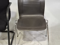 Partij diverse stoelen en 2x tafel - afbeelding 8 van  15