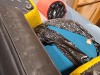 Partij diverse stoelen en banken, o.a johanson - afbeelding 4 van  13