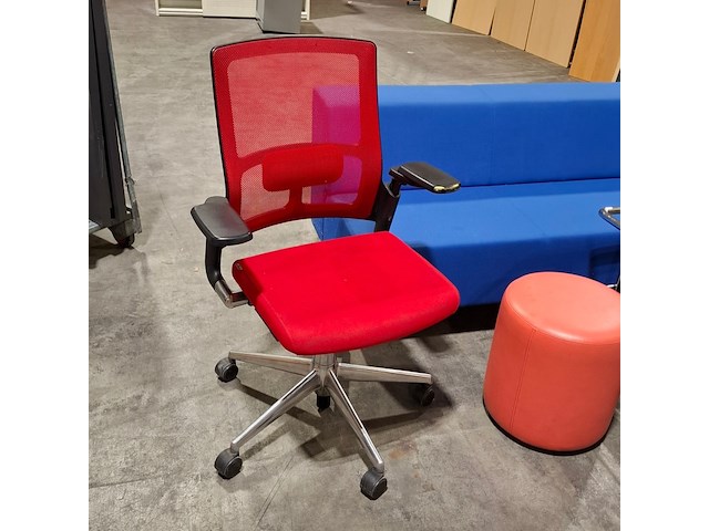 Partij diverse stoelen en banken, o.a johanson - afbeelding 8 van  13