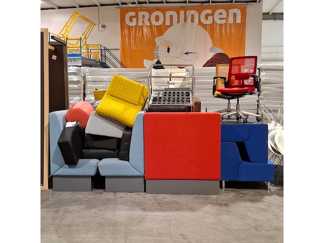 Partij diverse stoelen en banken, o.a johanson - afbeelding 11 van  13