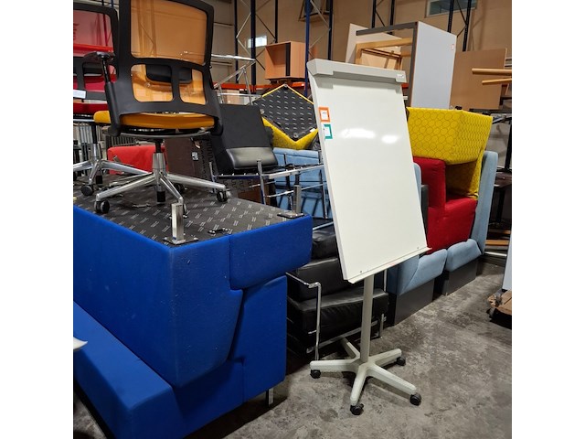 Partij diverse stoelen en banken, o.a johanson - afbeelding 13 van  13