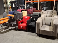 Partij diverse stoelen en fauteuils - afbeelding 1 van  13