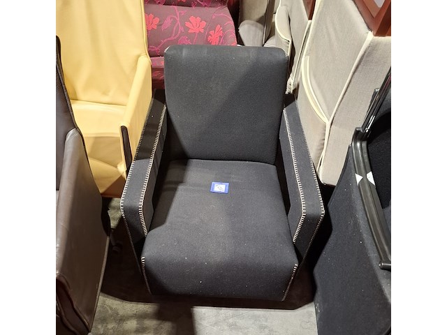 Partij diverse stoelen en fauteuils - afbeelding 9 van  13