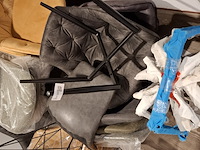 Partij diverse stoelen en onderstellen - afbeelding 3 van  9