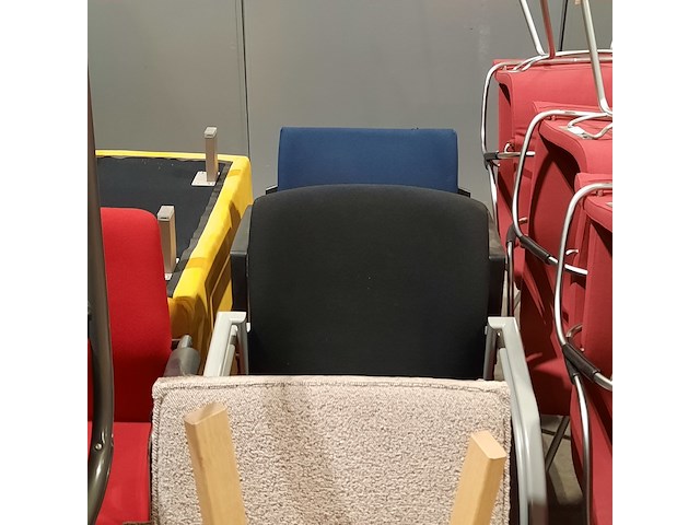 Partij diverse stoelen, o.a ahrend - afbeelding 5 van  11