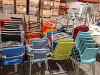 Partij diverse stoelen, o.a artifort, ahrend - afbeelding 4 van  13