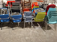 Partij diverse stoelen, o.a artifort, ahrend - afbeelding 5 van  13