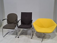 Partij diverse stoelen, o.a gispen