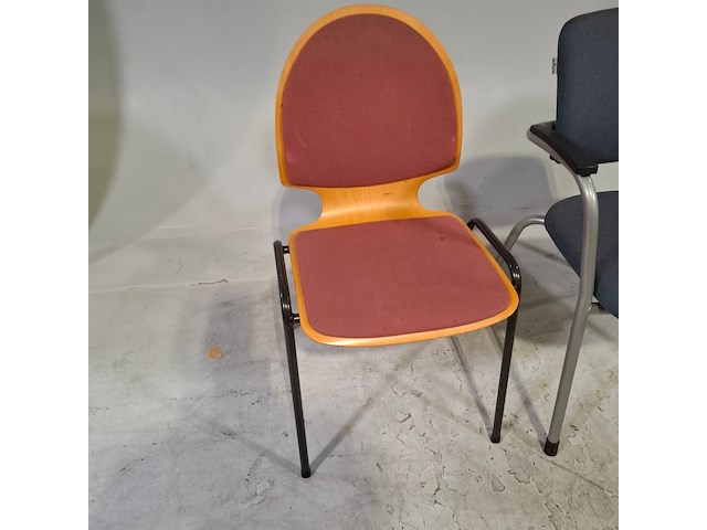 Partij diverse stoelen, o.a. kusch co - afbeelding 2 van  9