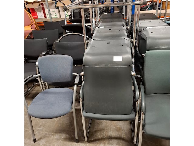 Partij diverse stoelen, o.a. kusch co - afbeelding 8 van  9