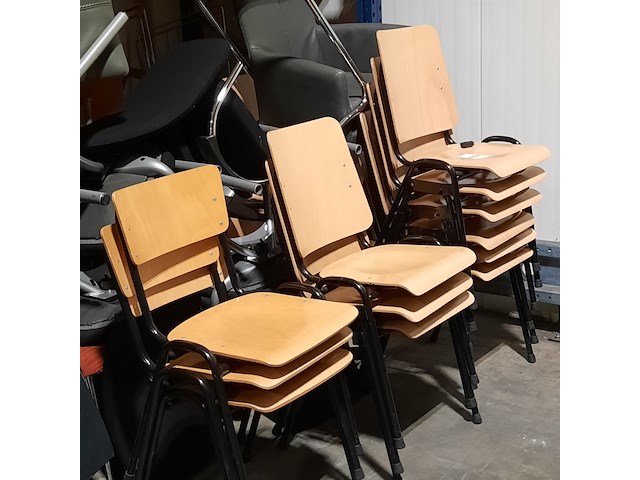 Partij diverse stoelen - afbeelding 6 van  10