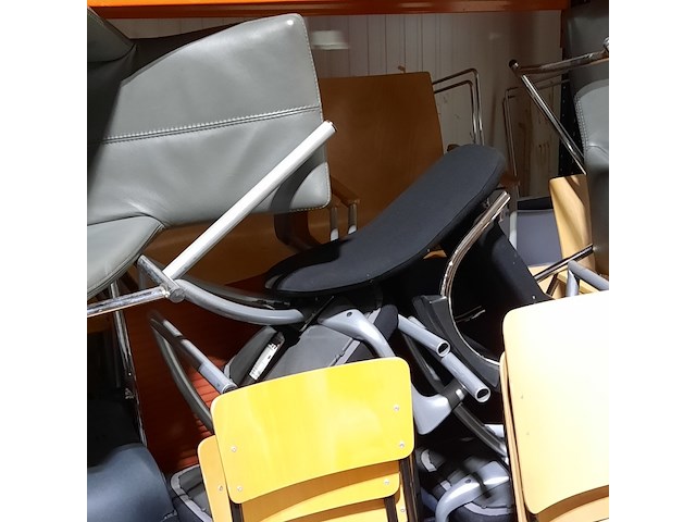 Partij diverse stoelen - afbeelding 10 van  10