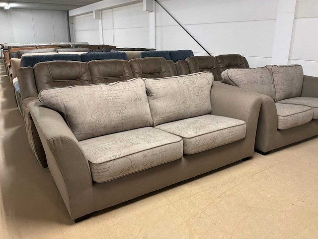 Partij diverse stoffen en leren bankstellen (32x) - afbeelding 5 van  42