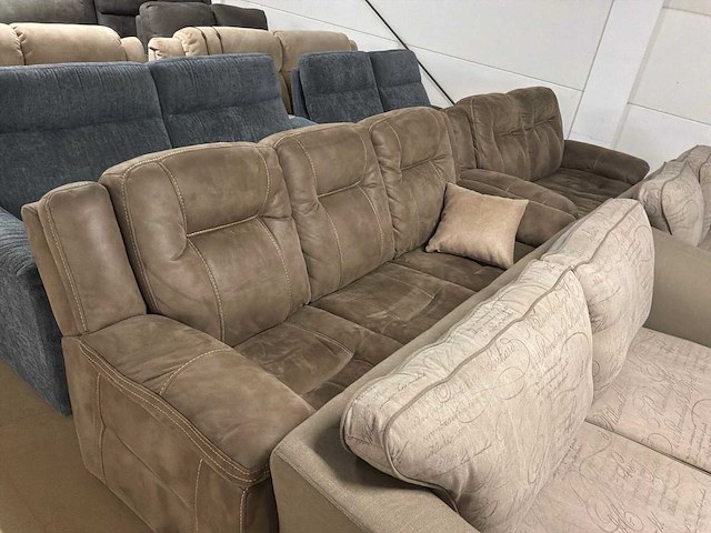 Partij diverse stoffen en leren bankstellen (32x) - afbeelding 6 van  42