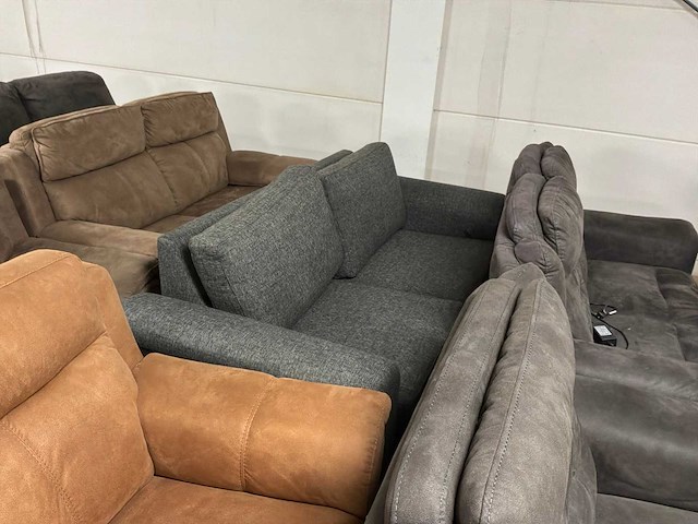 Partij diverse stoffen en leren bankstellen (32x) - afbeelding 29 van  42