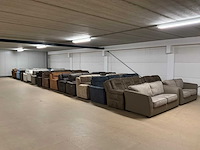 Partij diverse stoffen en leren bankstellen (32x) - afbeelding 41 van  42