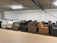 Partij diverse stoffen en leren bankstellen (32x) - afbeelding 36 van  42