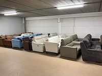 Partij diverse stoffen en leren bankstellen (32x) - afbeelding 37 van  42