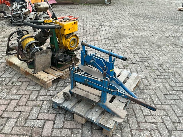 Partij diverse stratenmakersgereedschap (4x) - afbeelding 9 van  15