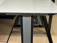 Partij diverse tafels en stoelen, ahrend/assenburg b.v. - afbeelding 6 van  11