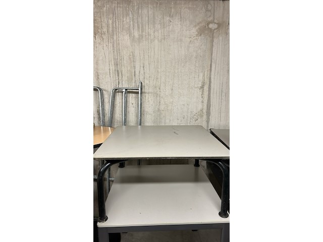 Partij diverse tafels en stoelen, ahrend/assenburg b.v. - afbeelding 8 van  11