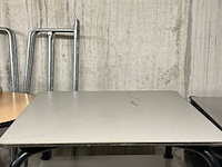 Partij diverse tafels en stoelen, ahrend/assenburg b.v. - afbeelding 8 van  11