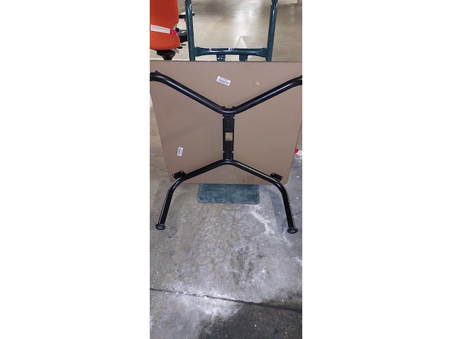 Partij diverse tafels en stoelen, ahrend/assenburg b.v. - afbeelding 10 van  11