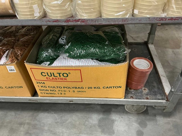 Partij diverse tape&elastieken (1470x) - afbeelding 13 van  14