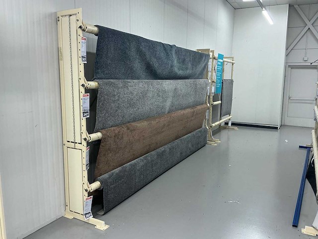 Partij diverse tapijtrollen - afbeelding 1 van  6