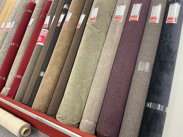 Partij diverse tapijtrollen - afbeelding 3 van  9