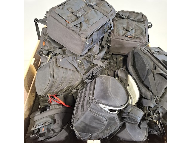 Partij diverse tassen, o.a lowpro - afbeelding 2 van  8