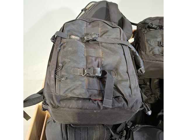 Partij diverse tassen, o.a lowpro - afbeelding 3 van  8