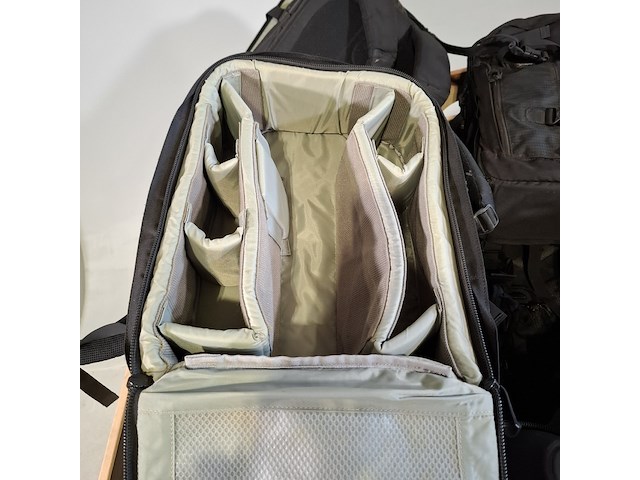 Partij diverse tassen, o.a lowpro - afbeelding 4 van  8