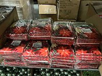 Partij diverse tassen/decoratie/kerstballen (2734x) - afbeelding 2 van  9